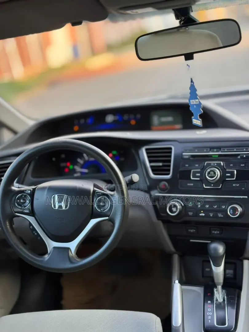 Honda Civic 2013 Silver