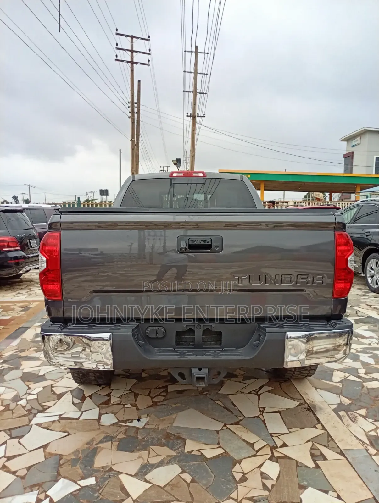 Toyota Tundra 2016 Gray