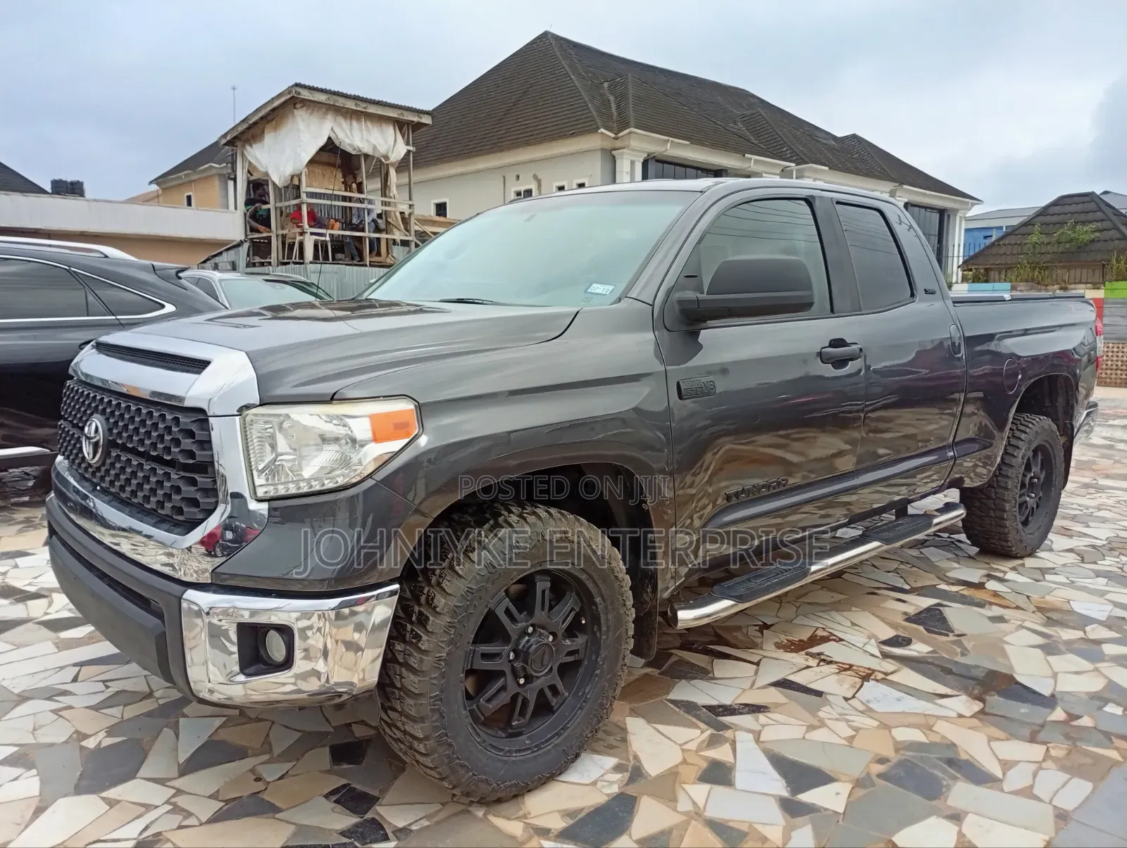 Toyota Tundra 2016 Gray