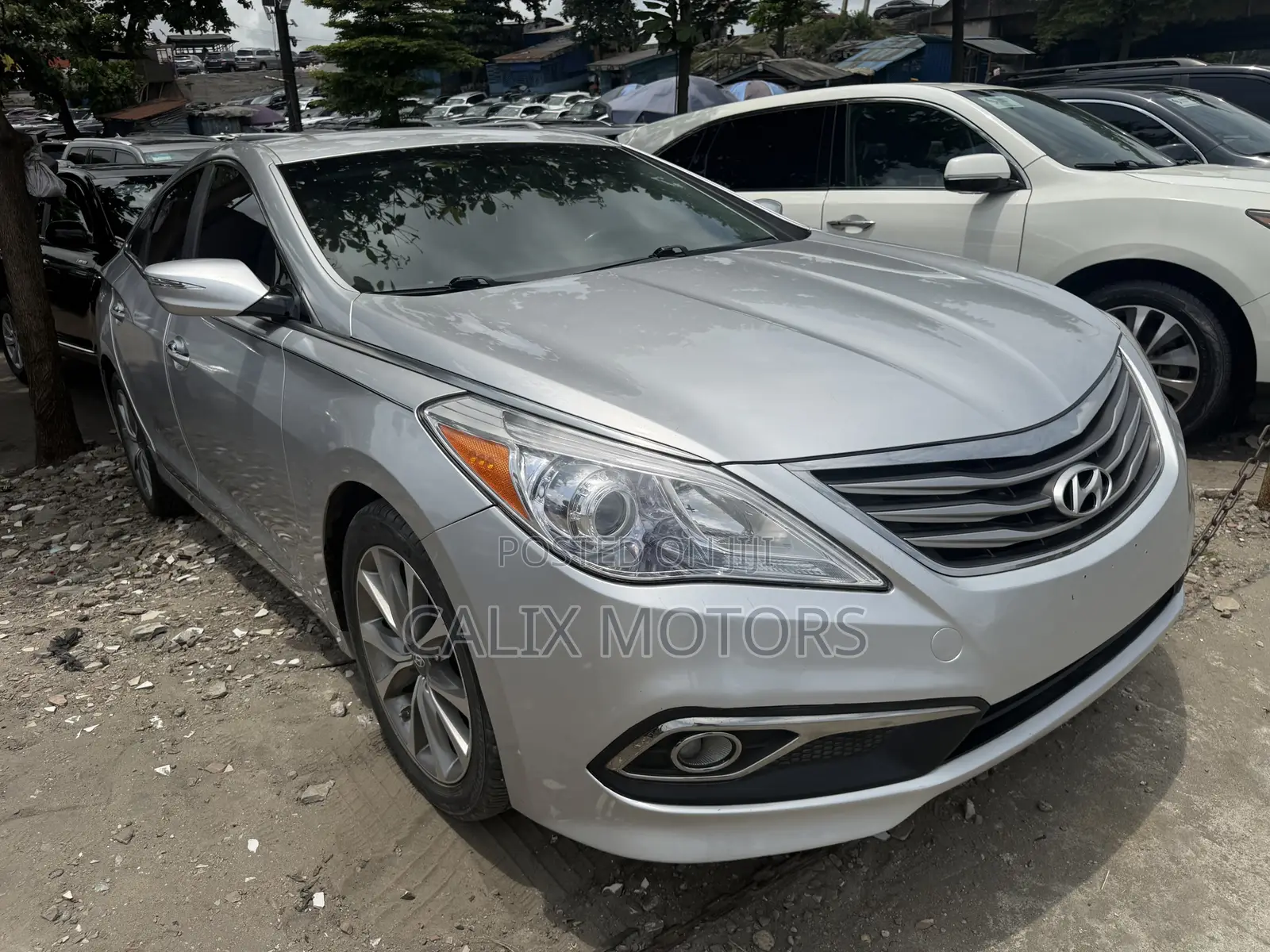 Hyundai Azera 2015 Silver