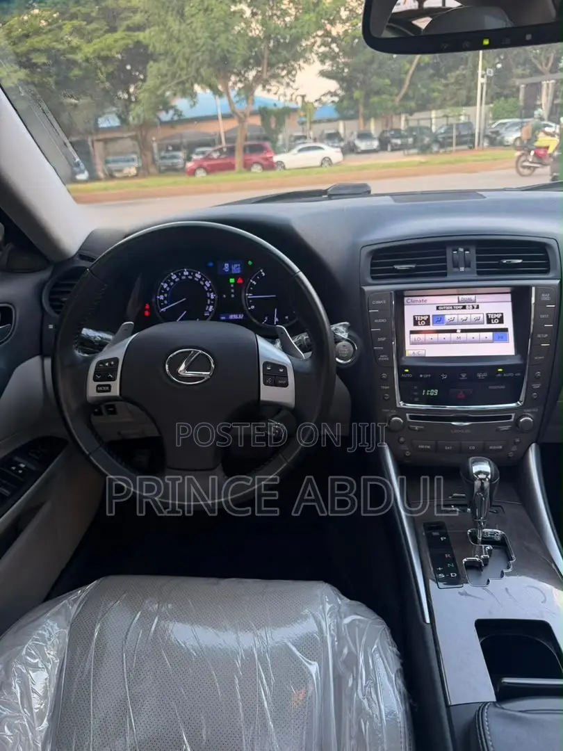 Lexus IS 2011 Gray