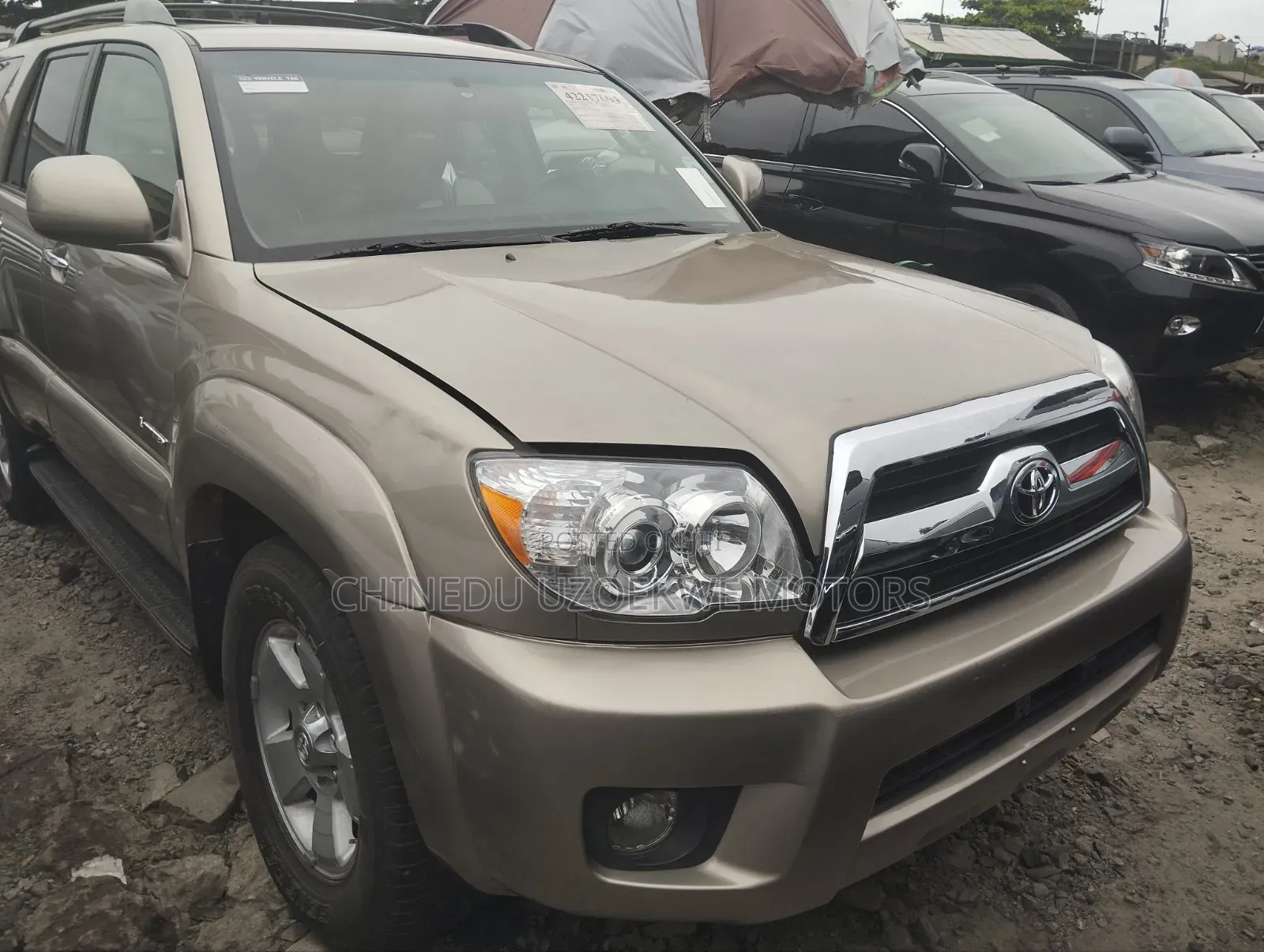 Toyota 4-Runner 2016 Gold
