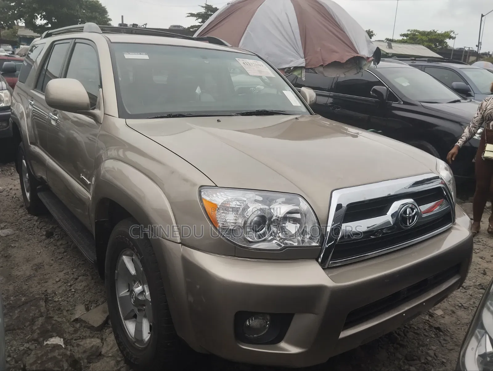 Toyota 4-Runner 2016 Gold