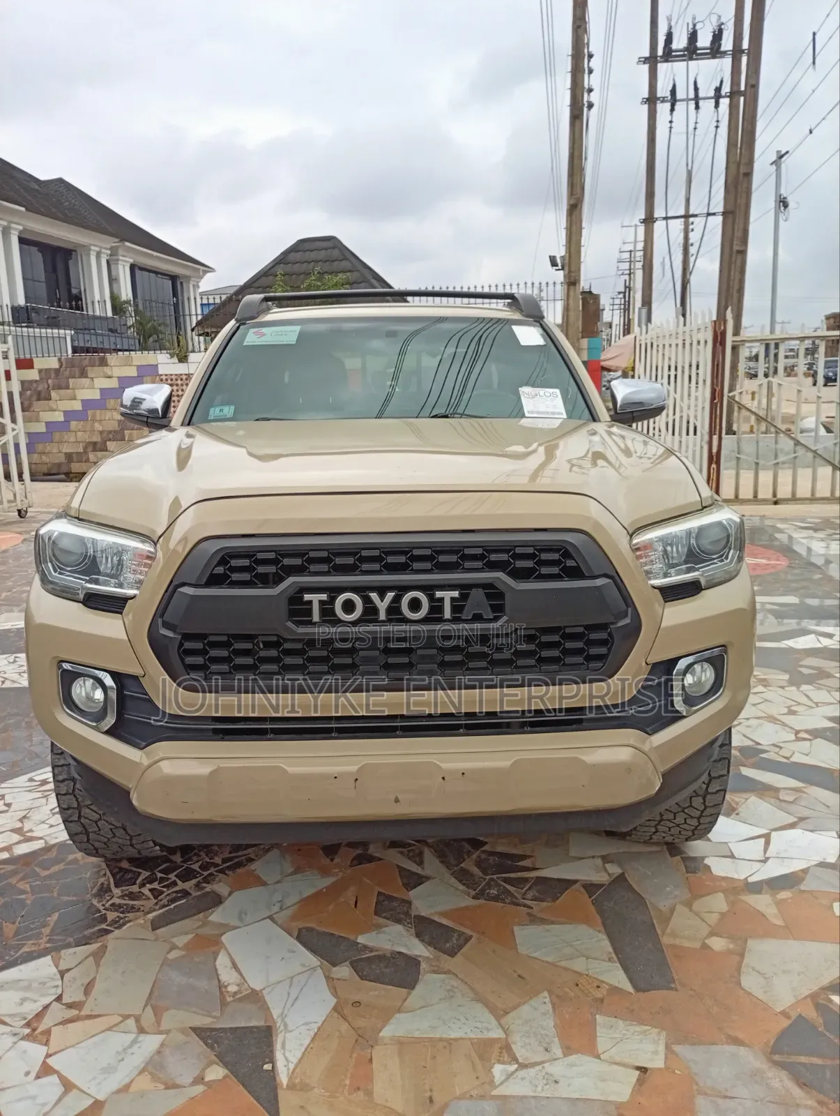 Toyota Tacoma 4dr Double Cab 2016 Brown