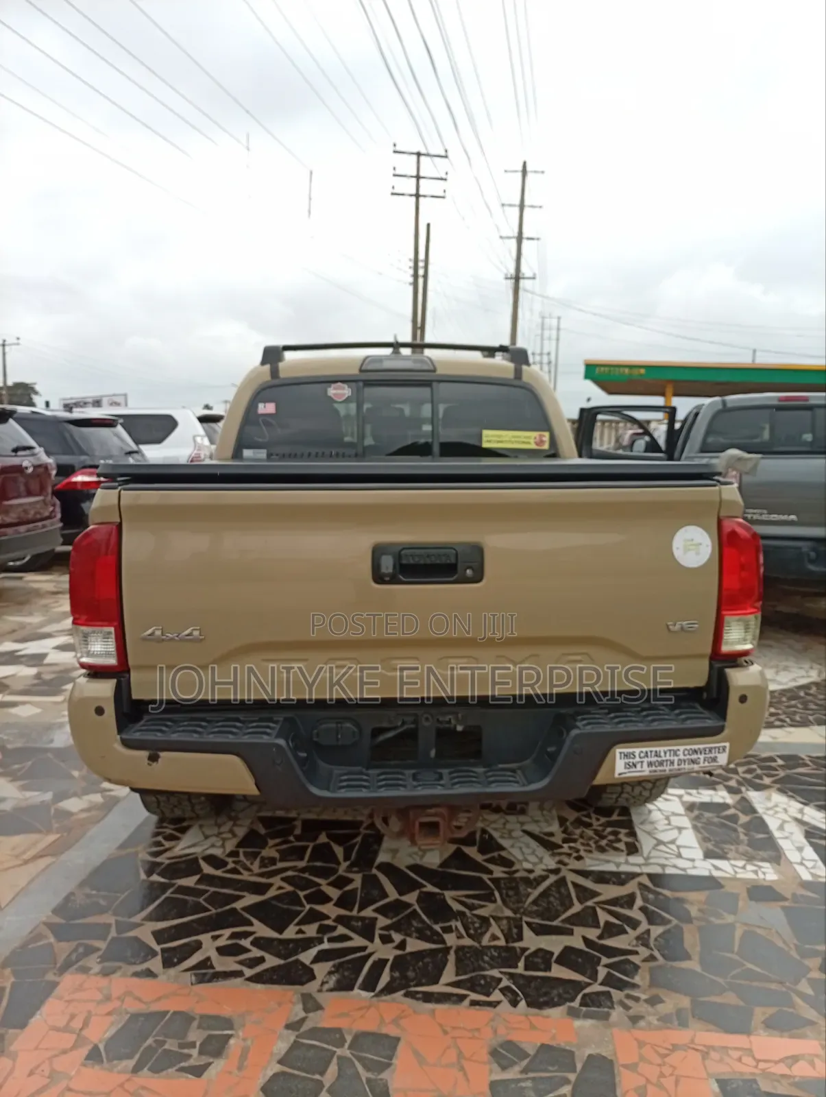 Toyota Tacoma 4dr Double Cab 2016 Brown
