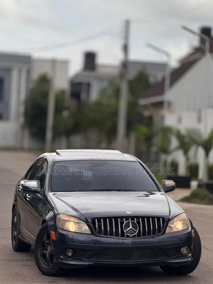 Mercedes-Benz C300 2009 Gray
