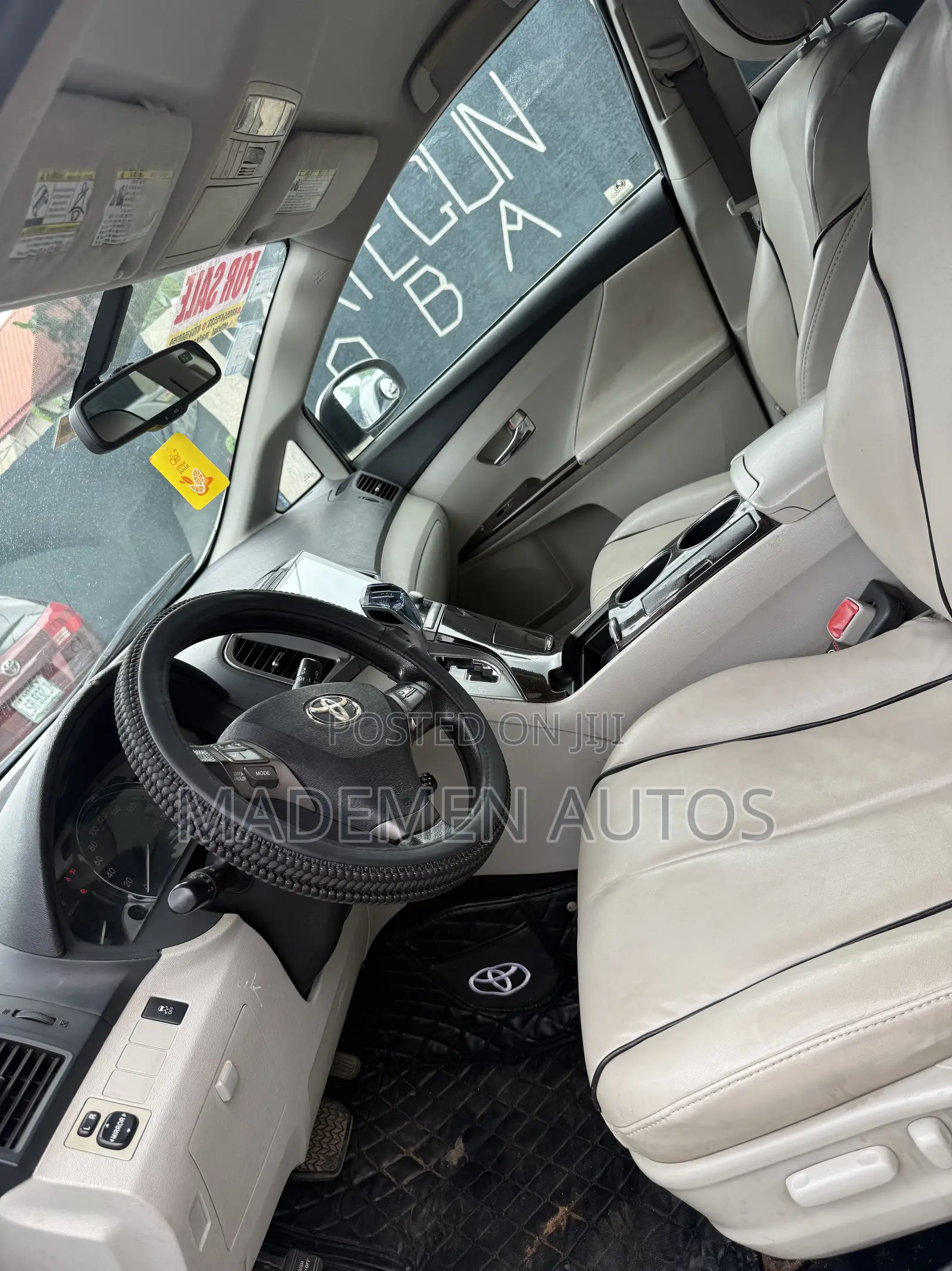 Toyota Venza V6 AWD 2011 White