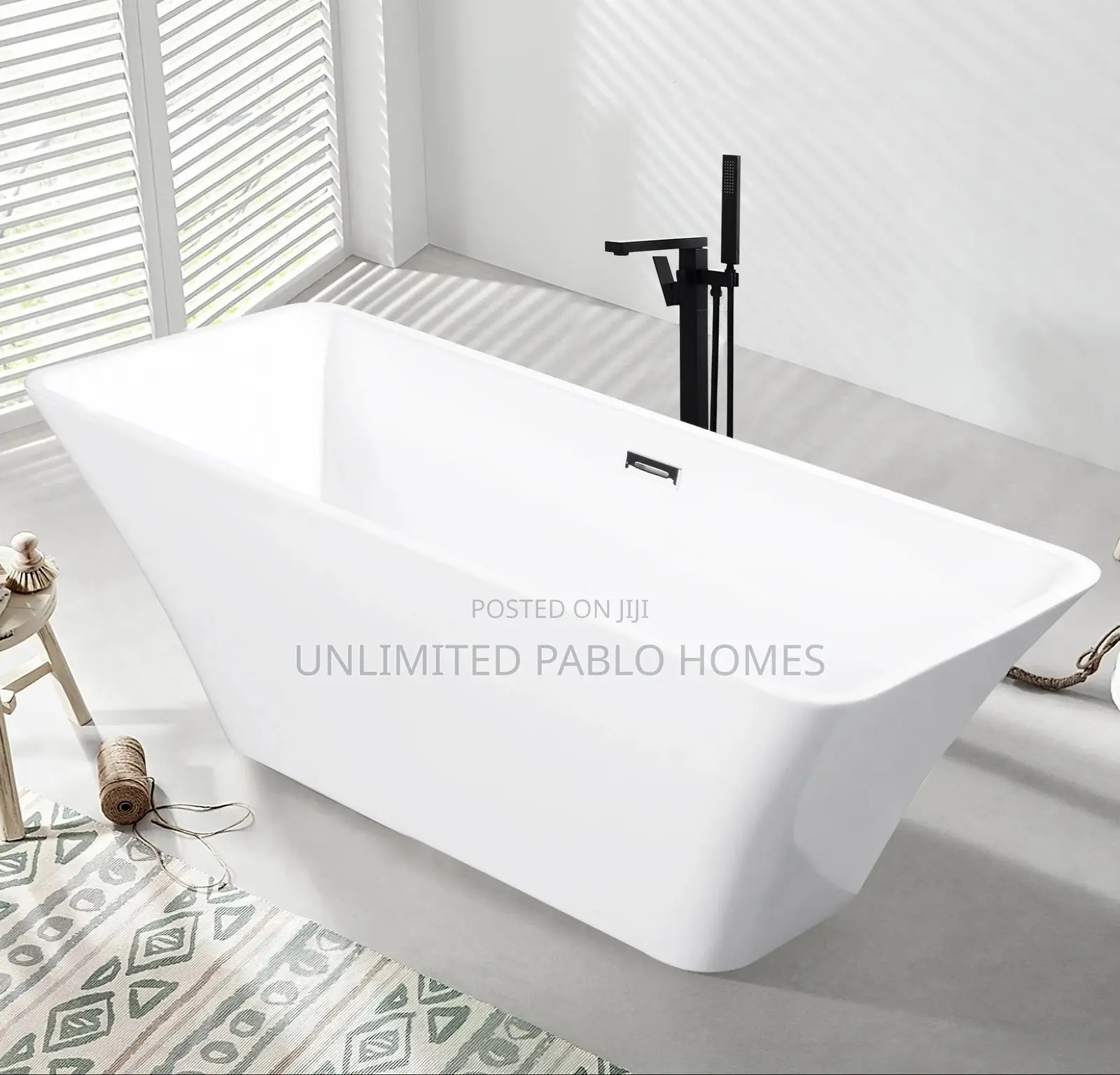 Free Standing Bathtub With Mixer and Tub