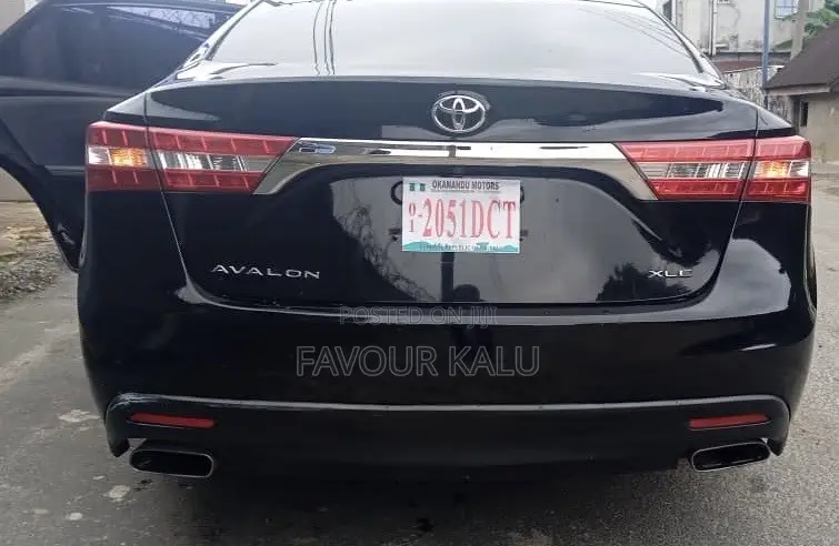 Toyota Avalon XLE 4dr Sedan (3.5L 6cyl 6A) 2014 Black