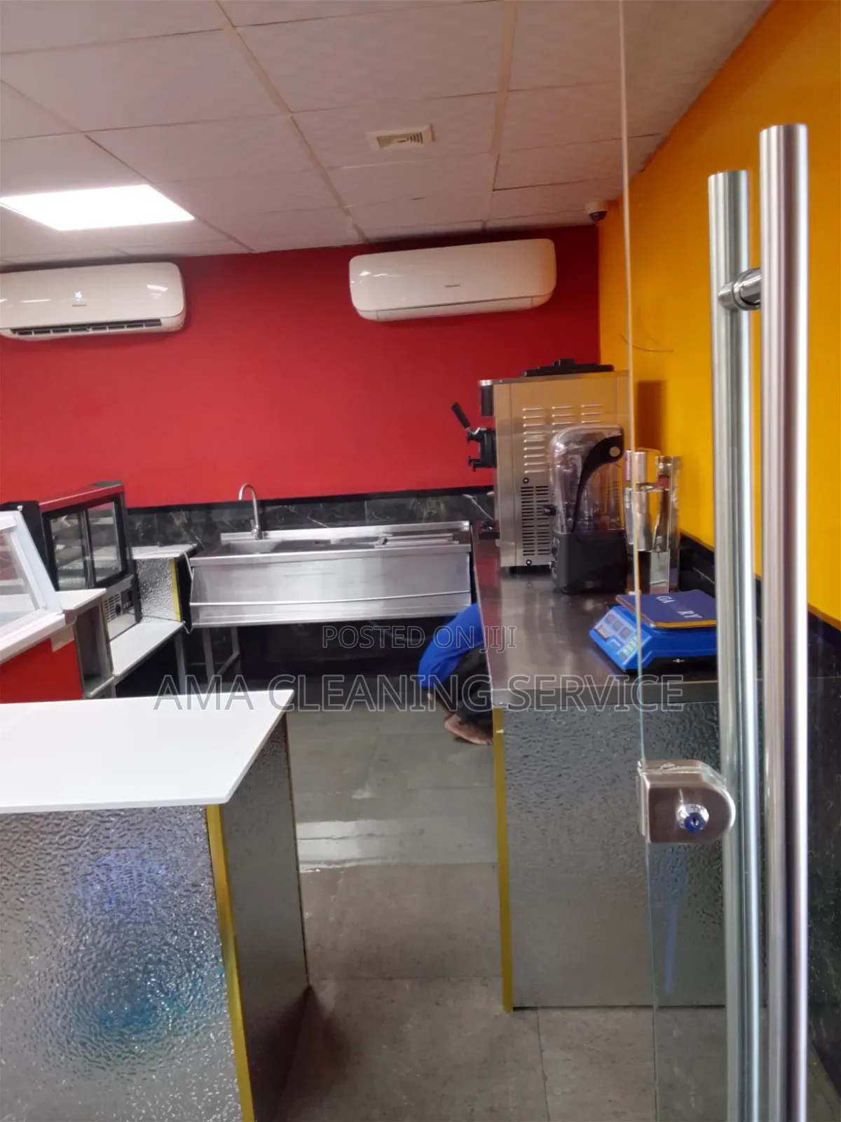 Restaurant Deep Cleaning 