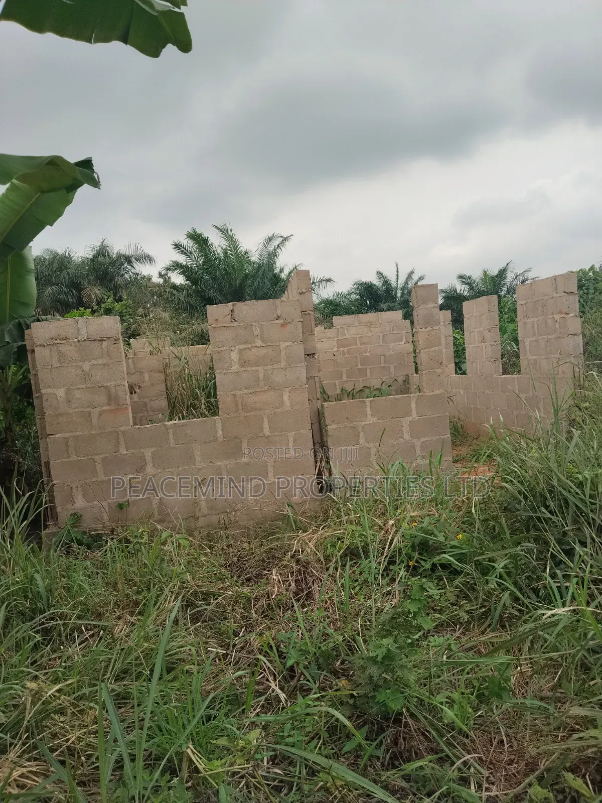 Half Plot With Un Completed 2bedroom Bungalow in Mowe #5m