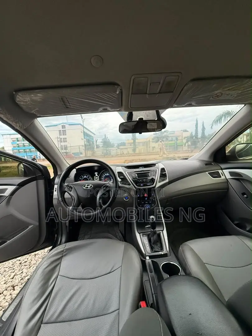 Hyundai Elantra 2014 Black