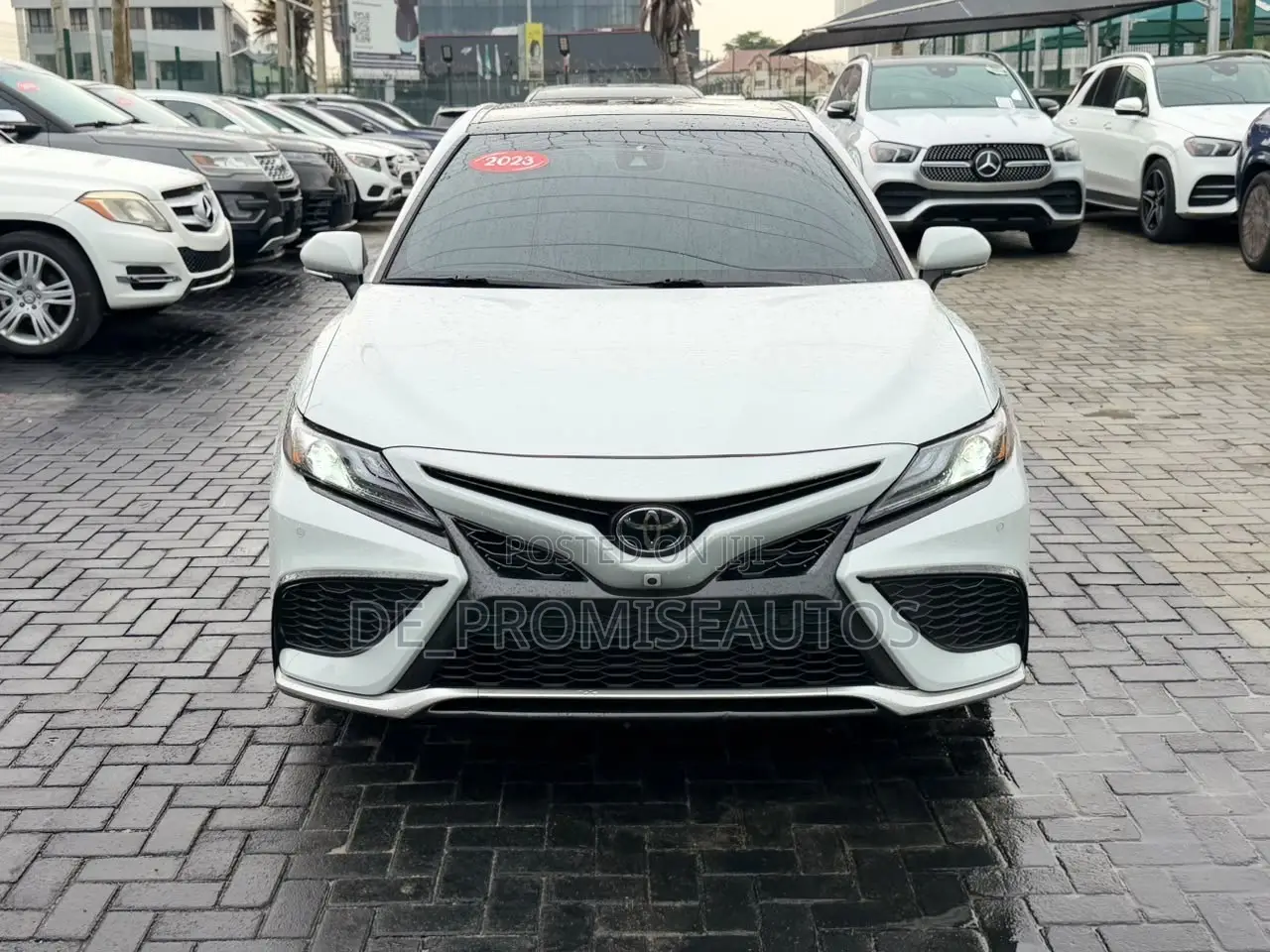 Toyota Camry XSE V6 2023 White
