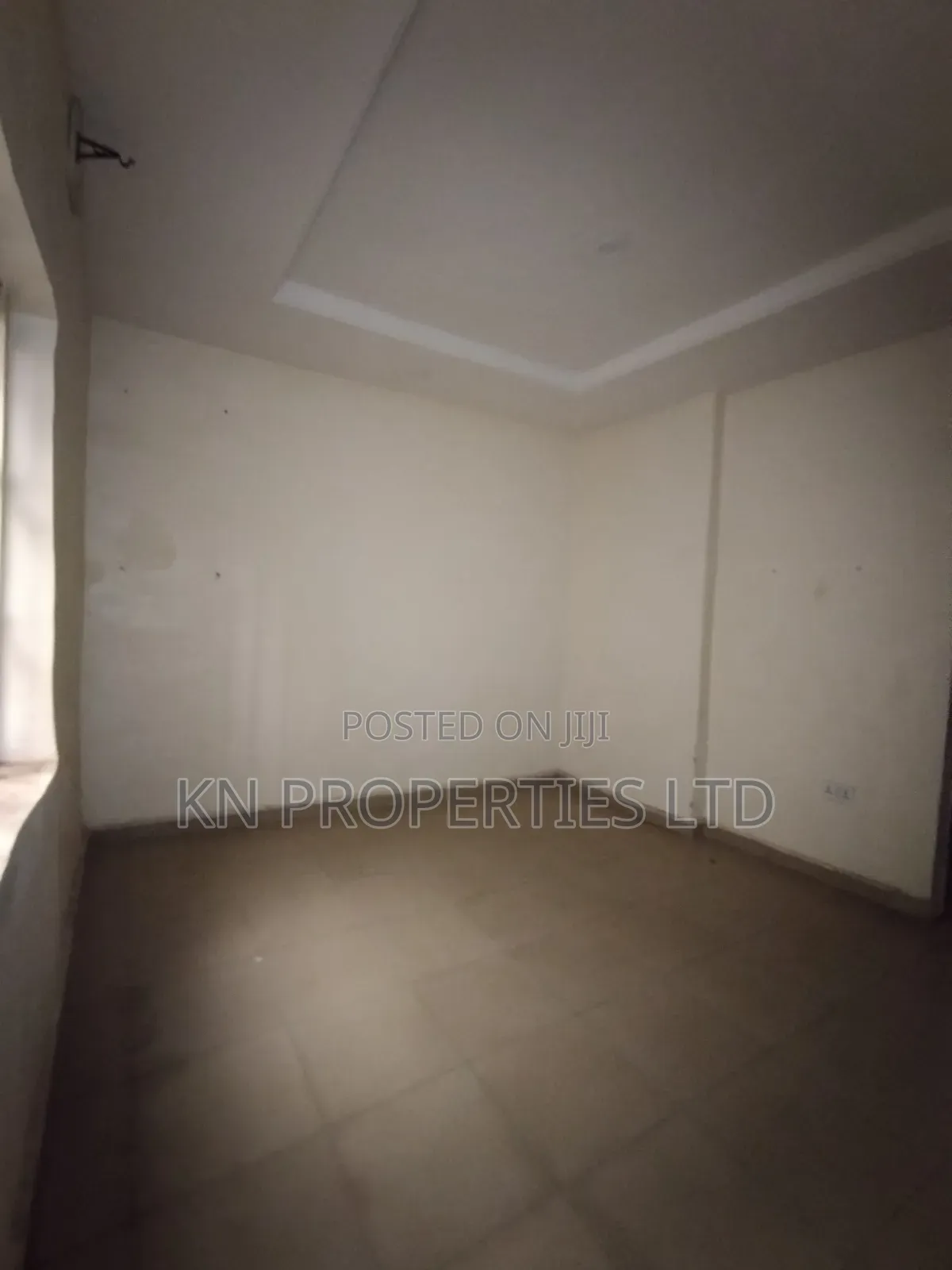 1bdrm Block of Flats in Area 1 for rent