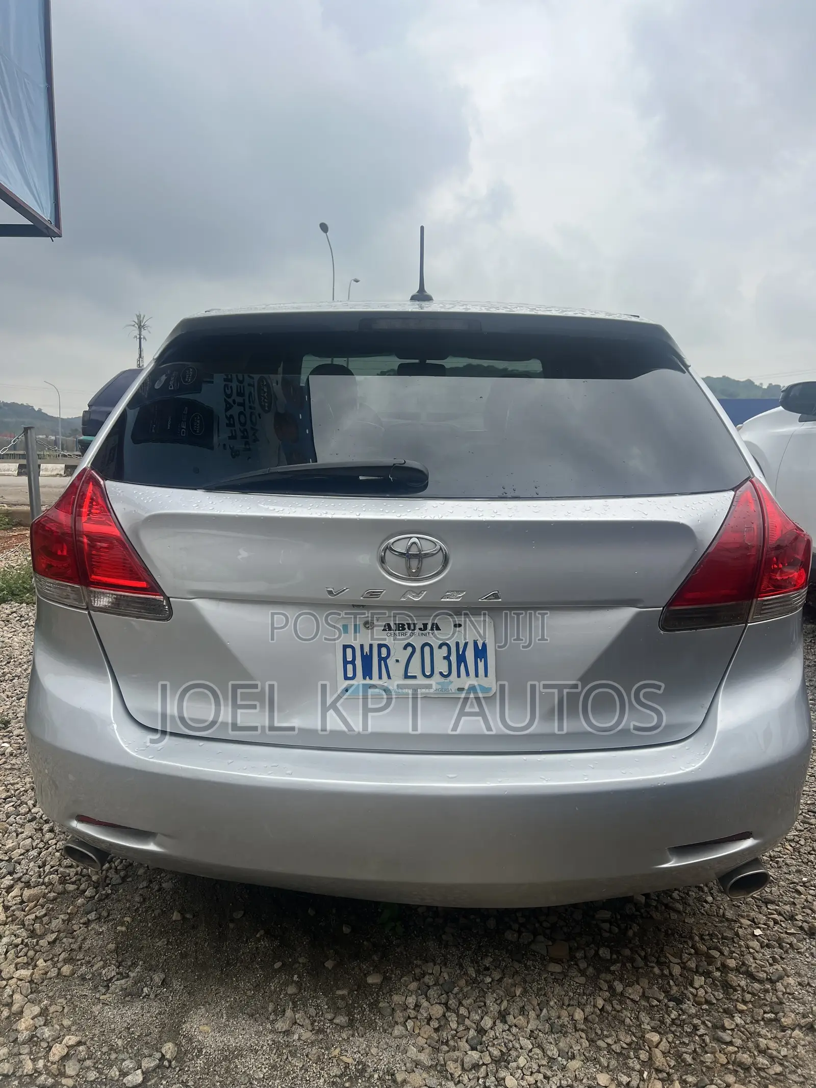 Toyota Venza 2010 Silver