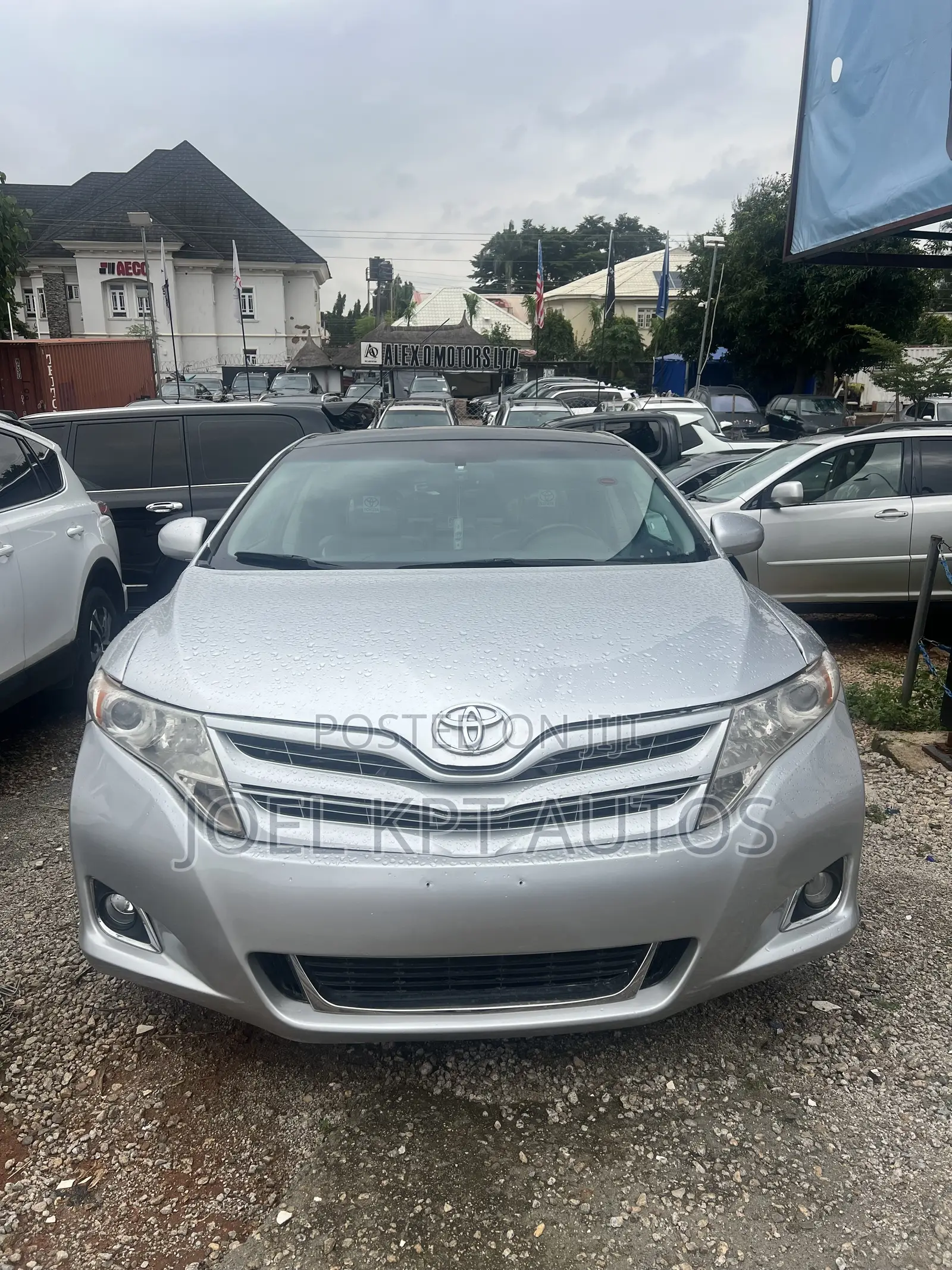 Toyota Venza 2010 Silver