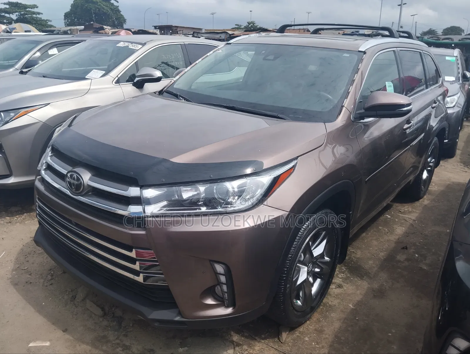 Toyota Highlander 2018 Brown