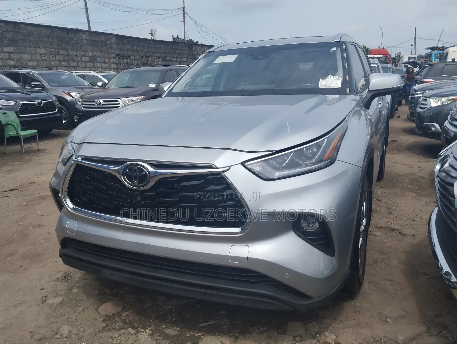 Toyota Highlander 2022 Silver