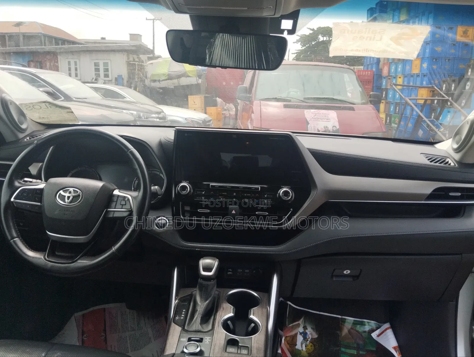 Toyota Highlander 2022 Silver