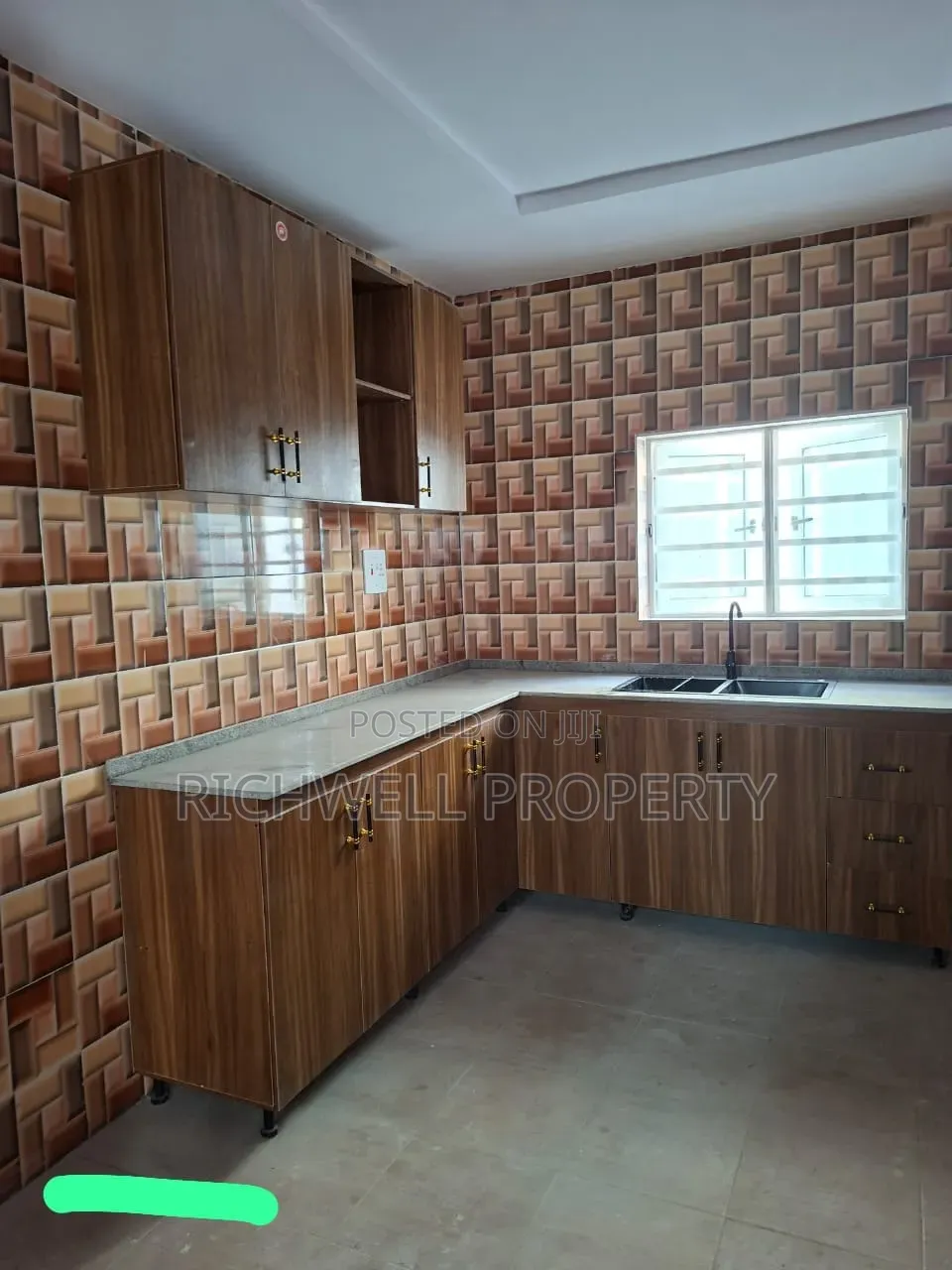 3bdrm Duplex in Kolapo Ishola Estate, Akobo for rent