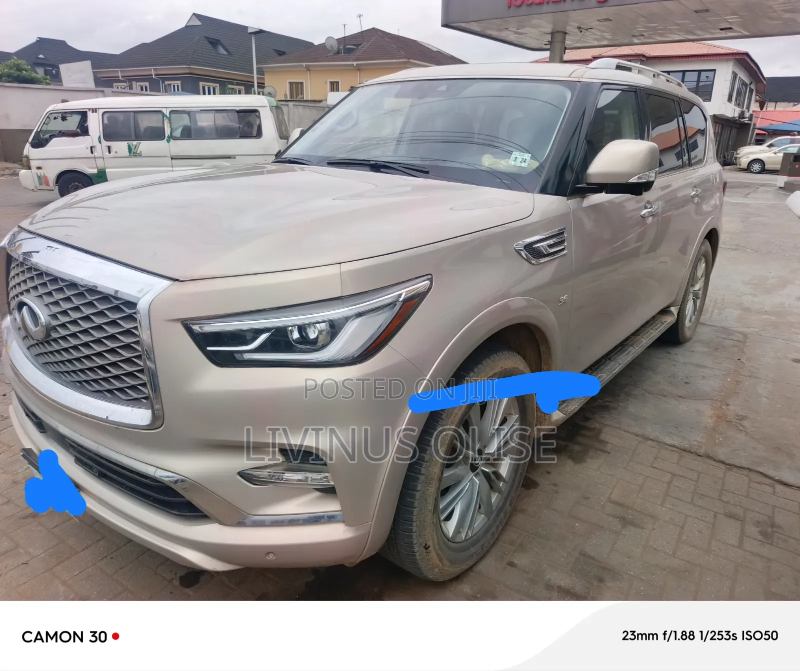 Infiniti QX80 2020 Gold