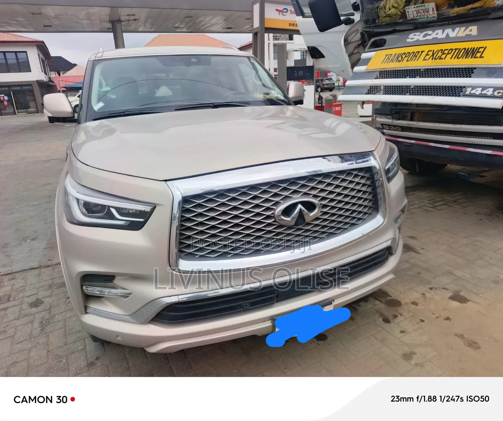 Infiniti QX80 2020 Gold