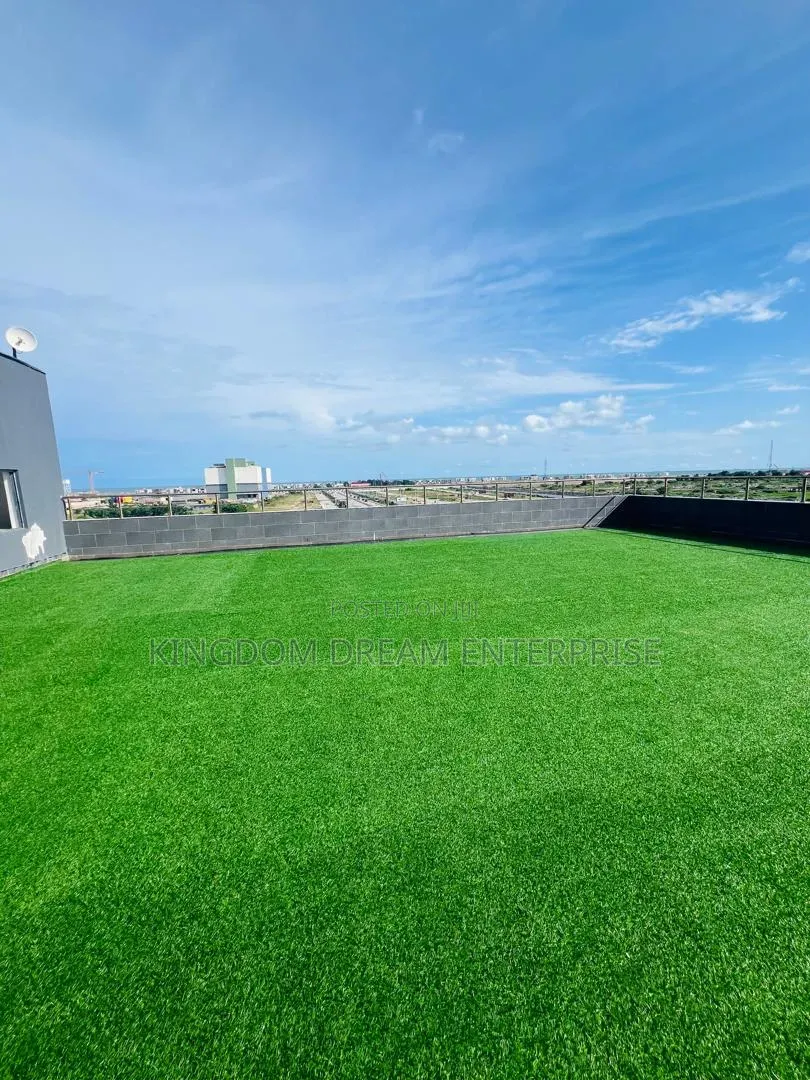 Commercial SPACE for Lounge, Sky Bar,20M × 2 Years 200sqm
Jakande