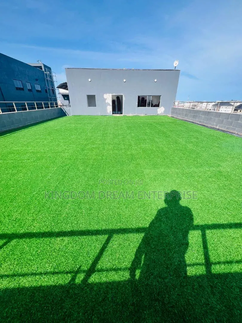 Commercial SPACE for Lounge, Sky Bar,20M × 2 Years 200sqm
Jakande