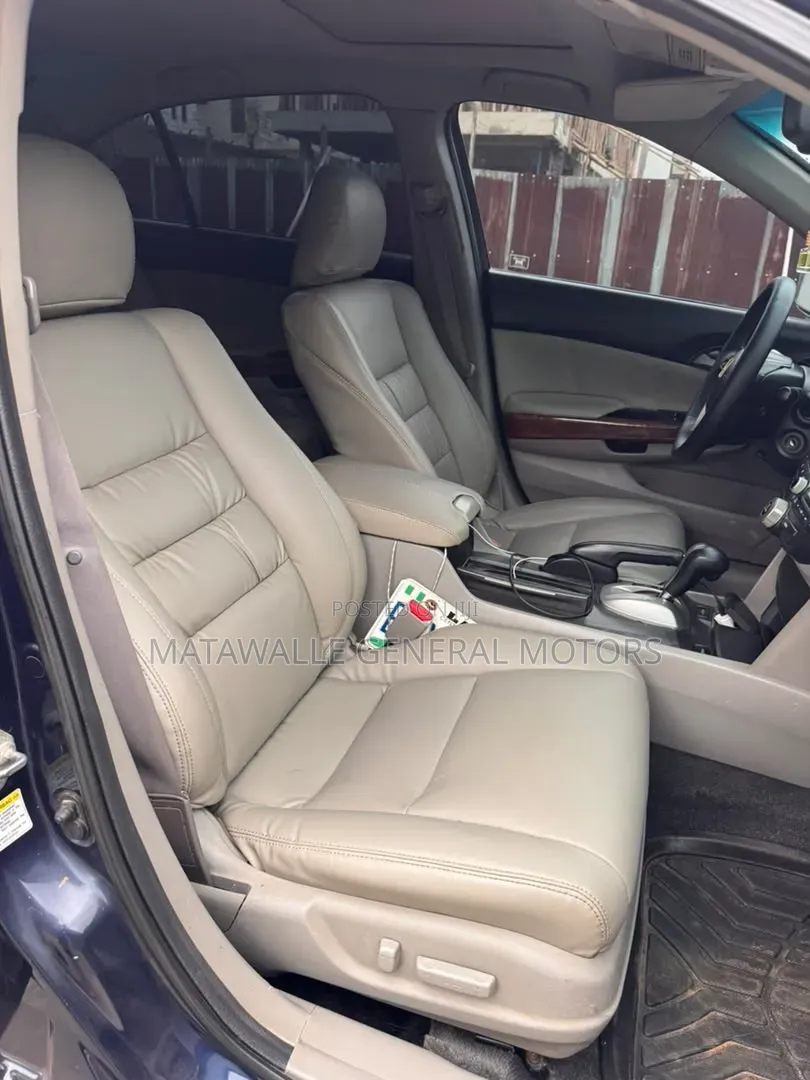 Honda Accord 2011 Blue