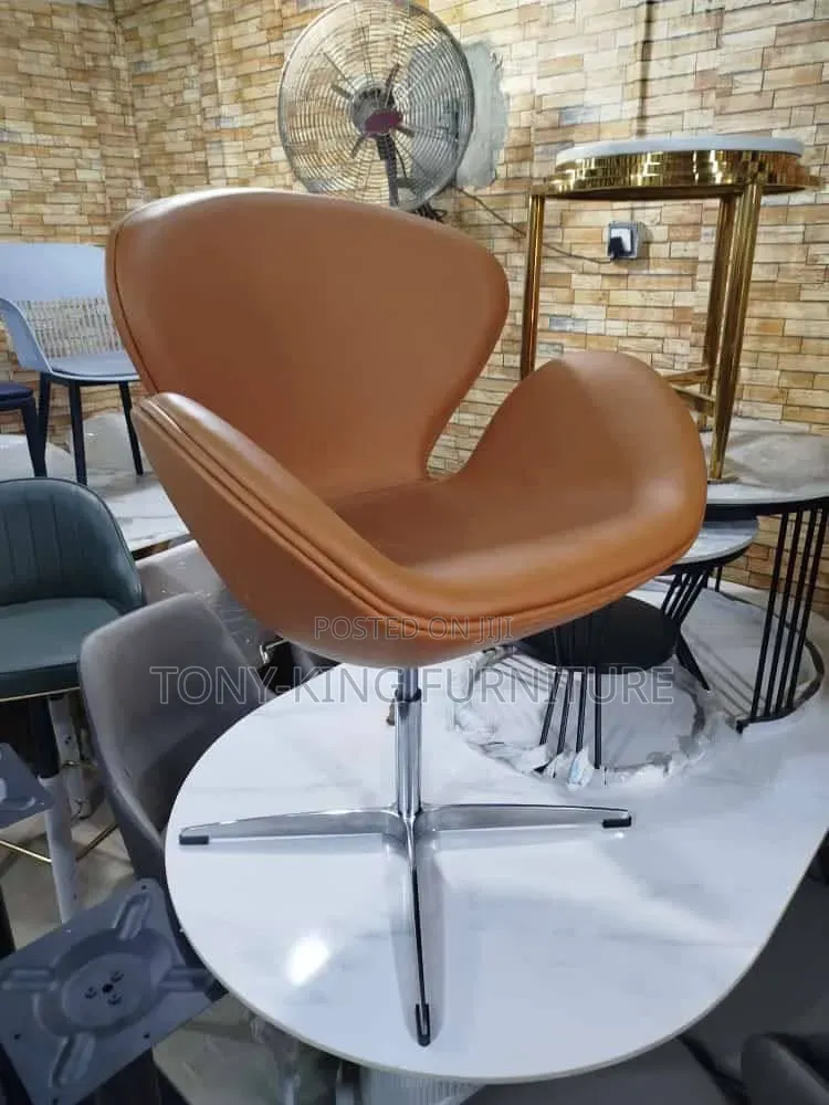 Luxury Velvet Adjustable Swivel Swan-Style Leisure Chair