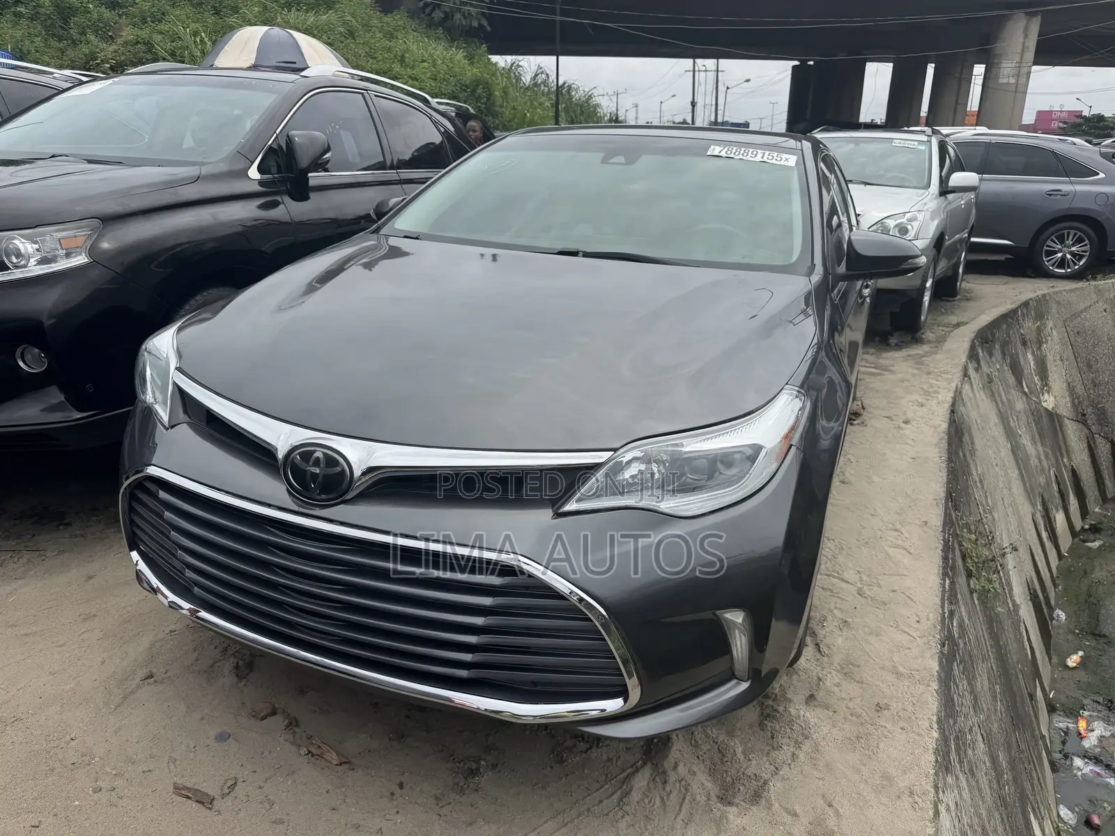 Toyota Avalon 2017 Gray