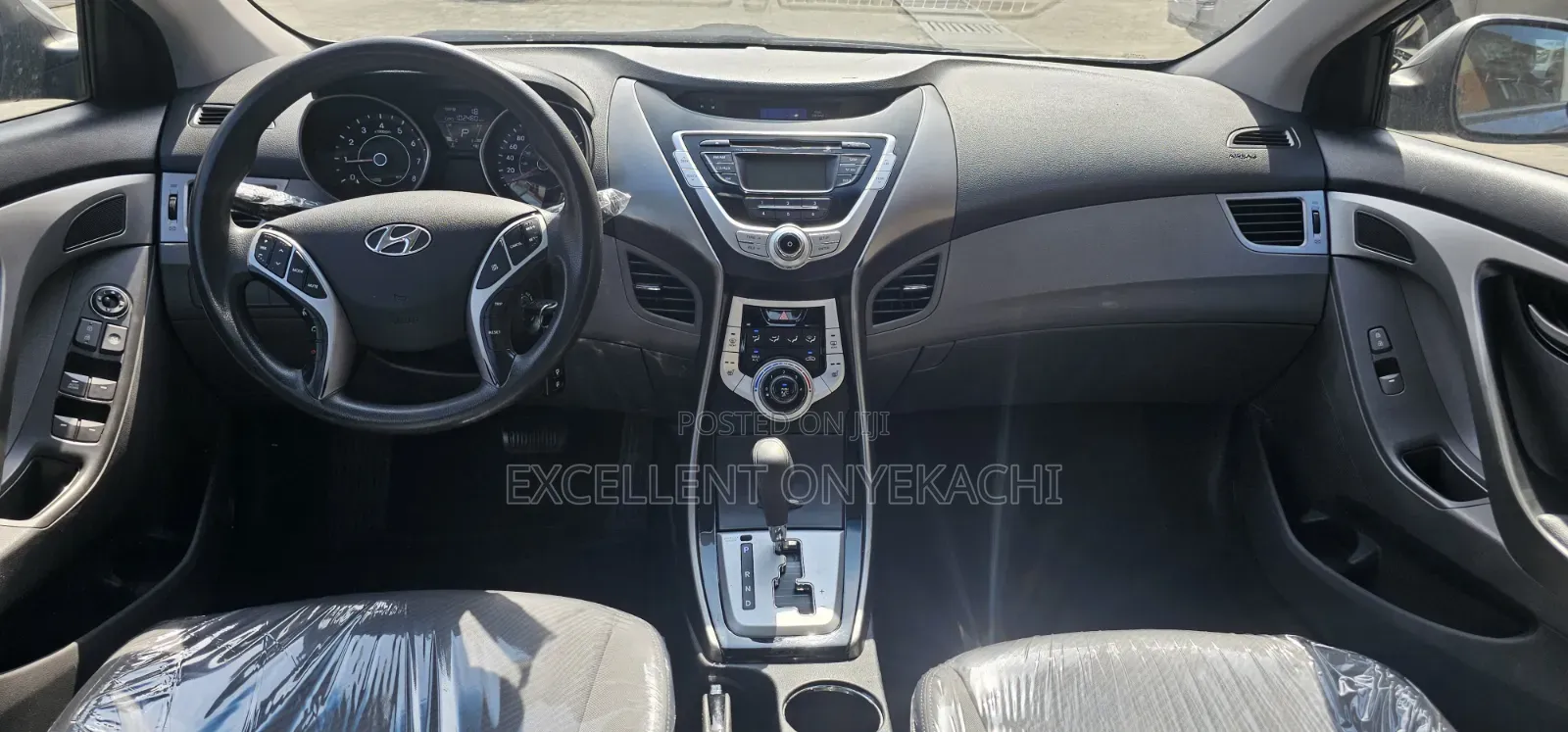 Hyundai Elantra 2011 Silver