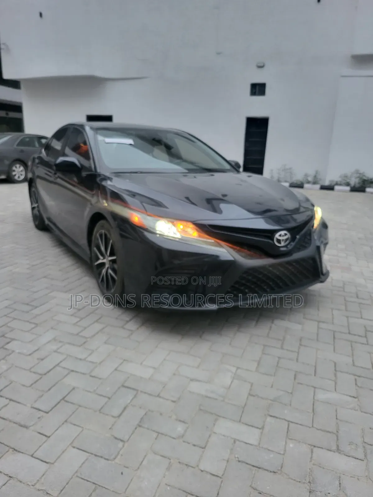 Toyota Camry 2021 Gray