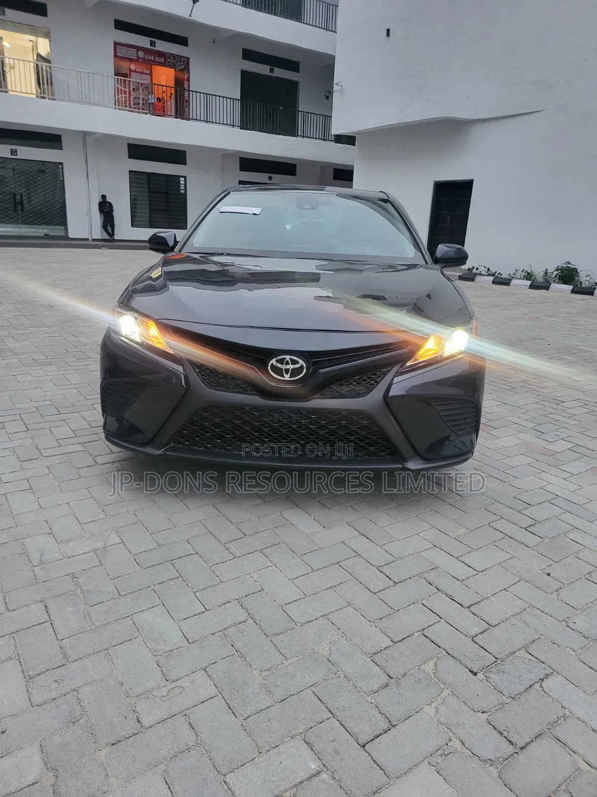 Toyota Camry 2021 Gray