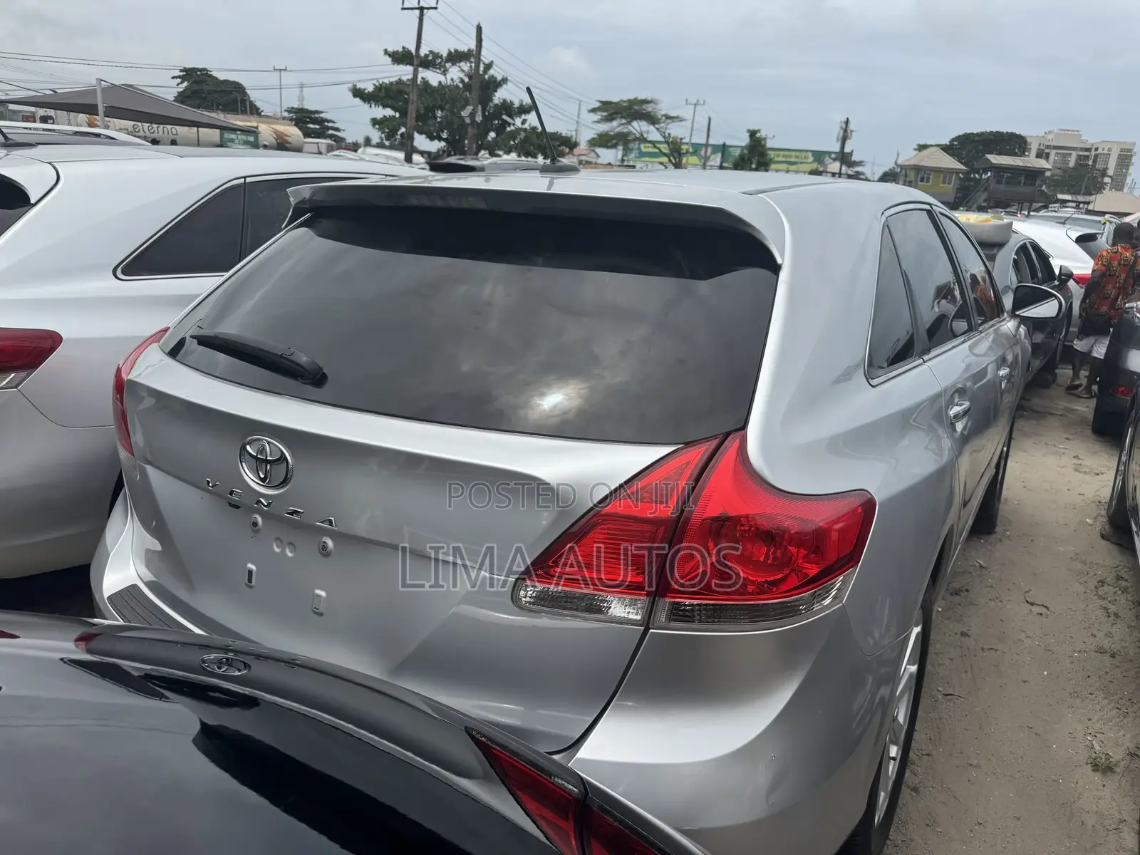 Toyota Venza 2010 Silver