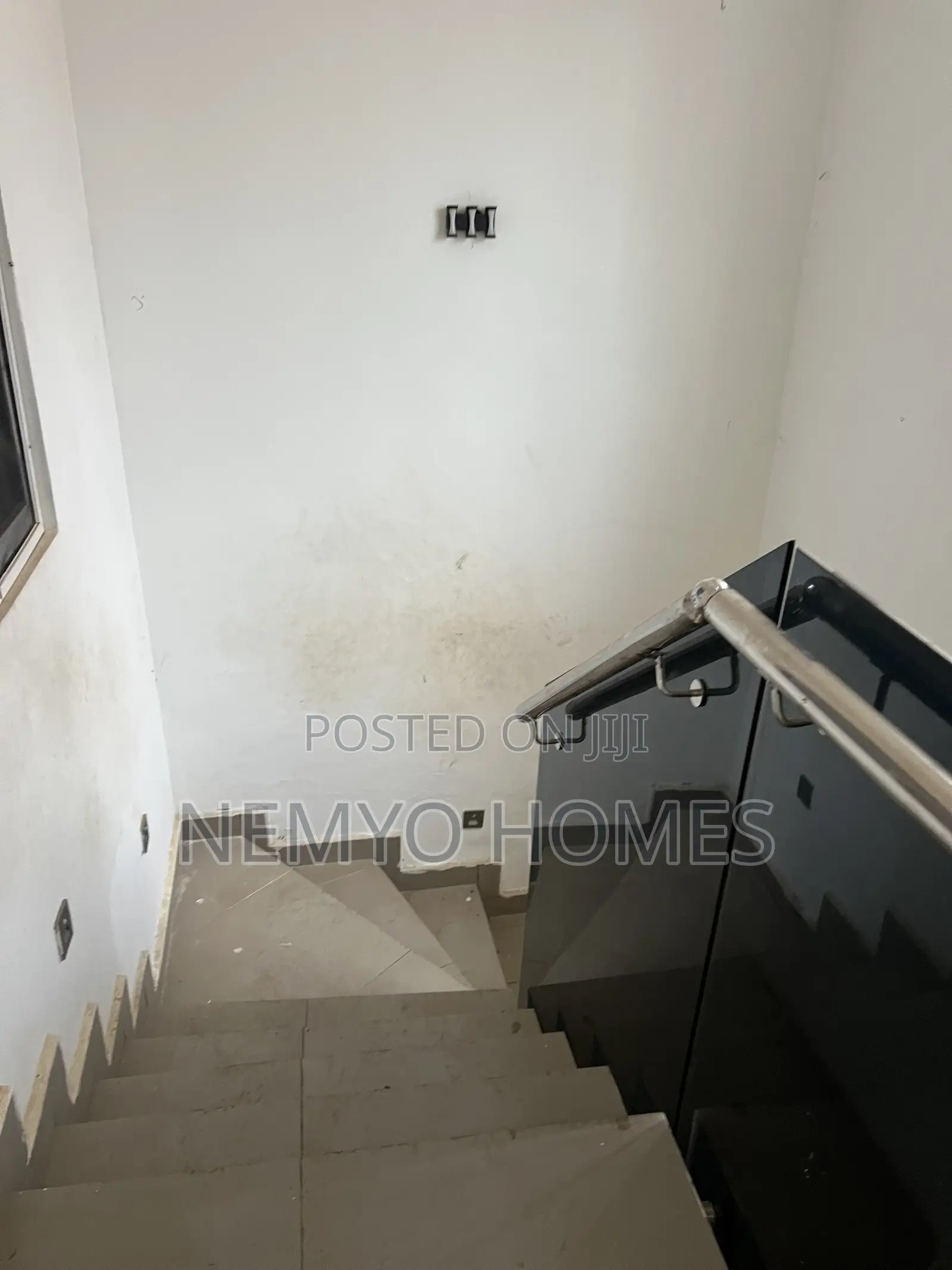 4bdrm Duplex in Galadimawa for sale