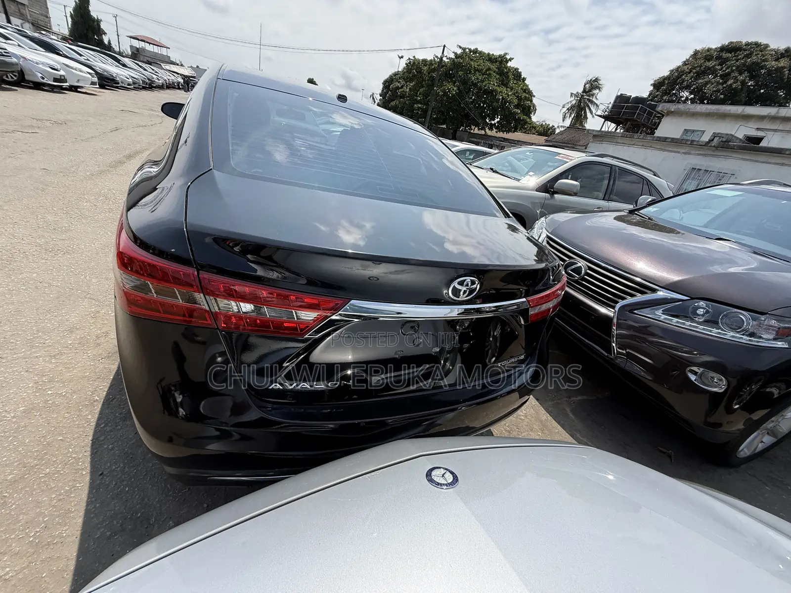 Toyota Avalon Touring Sedan FWD (3.5 6cyl 6A) 2017 Black