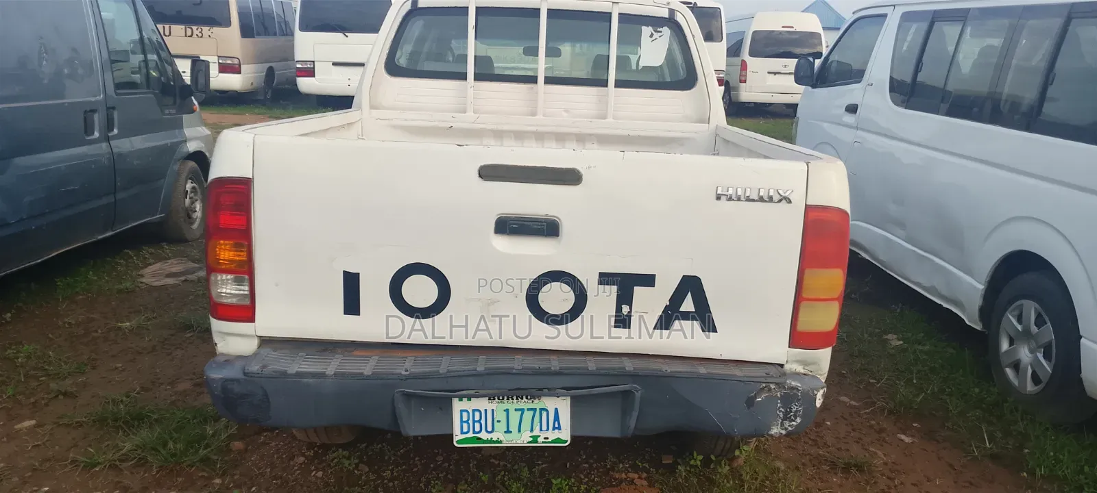 Toyota Hilux 2010 White