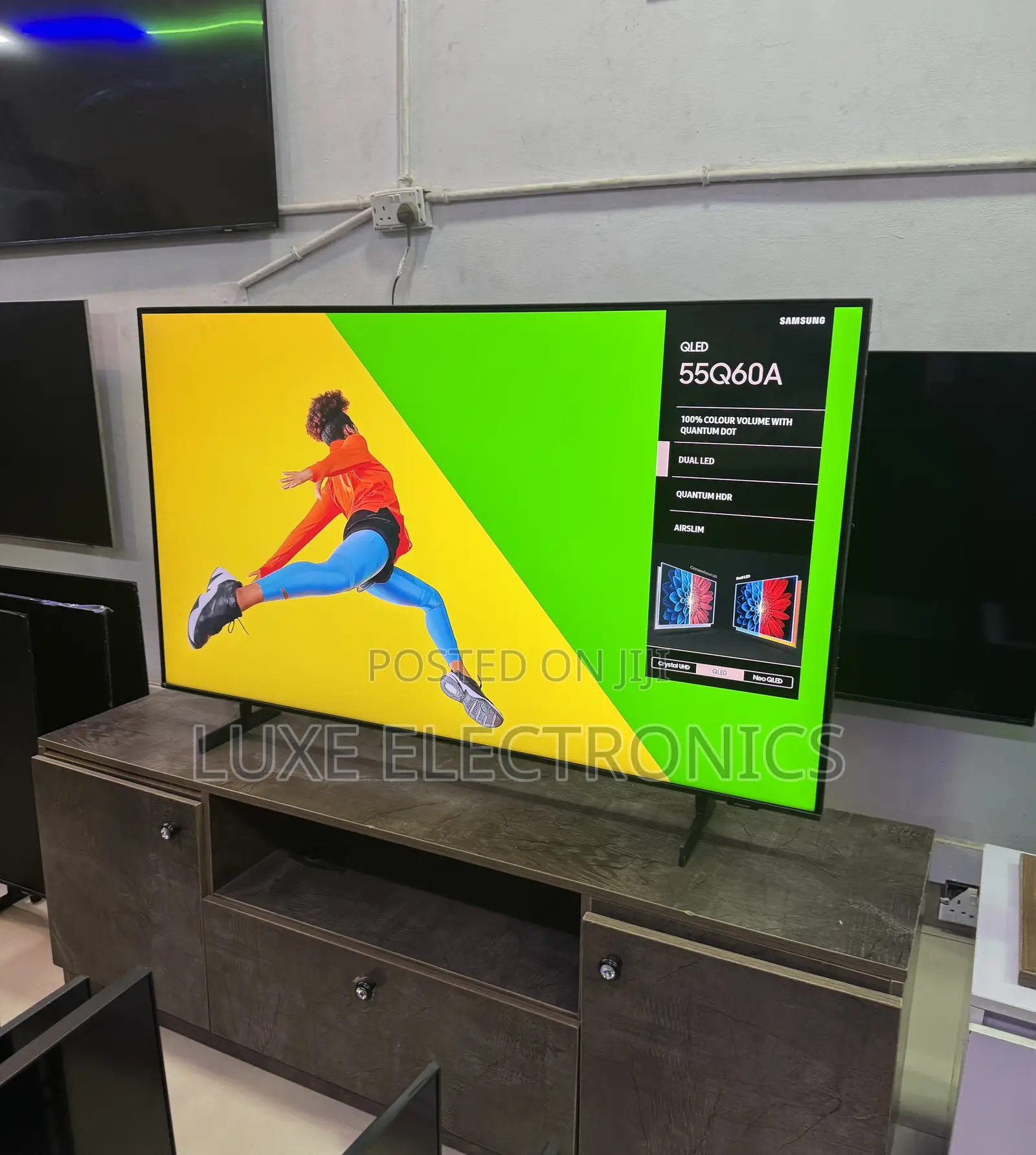 Samsung 55 Inch Airslim QLED Uk Spec Smart TV