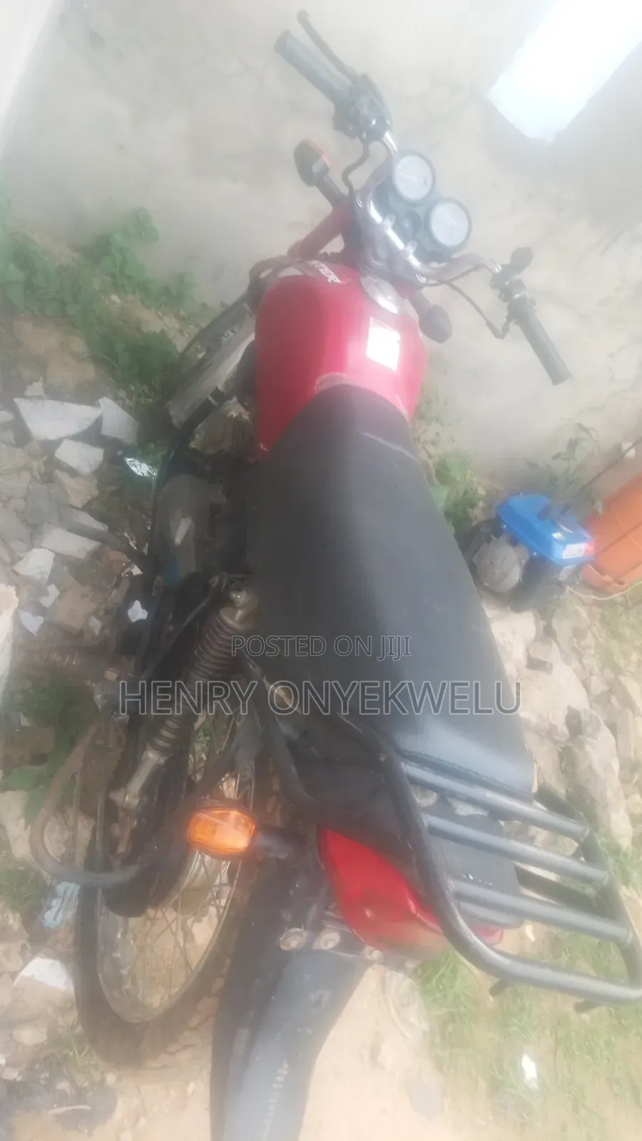 Hero Hunter 100 2025 Red