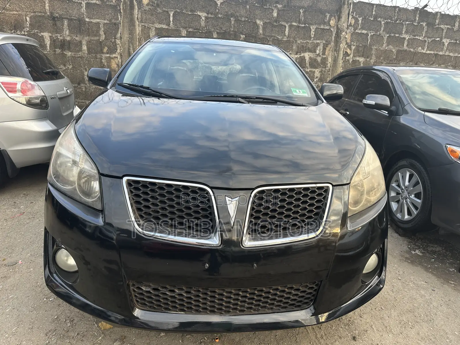 Pontiac Vibe 1.8L 2010 Black