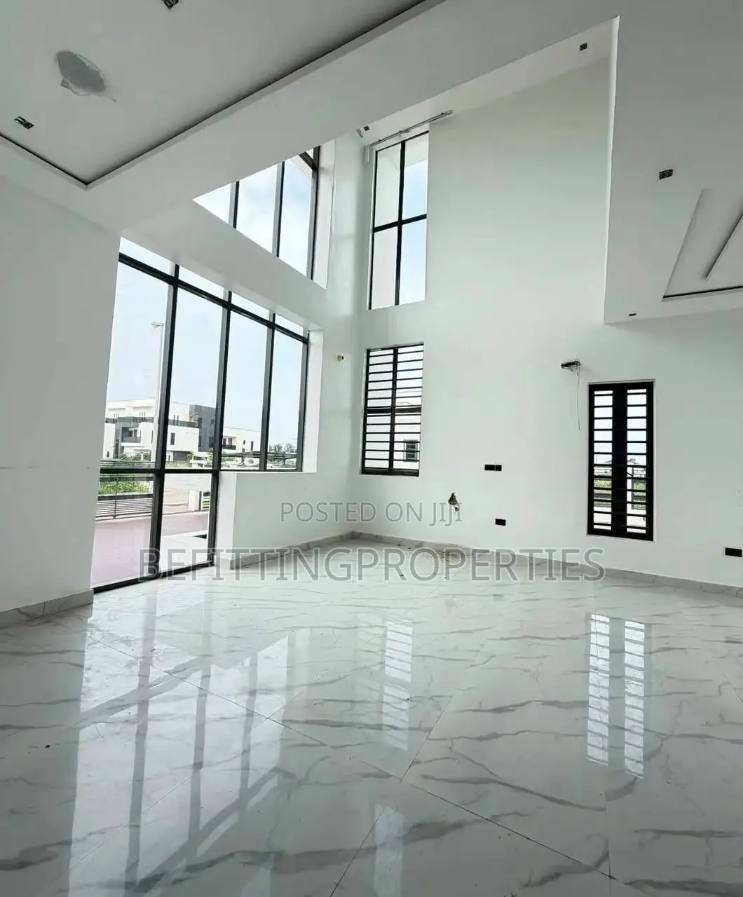 5bdrm Duplex in Ajah for sale