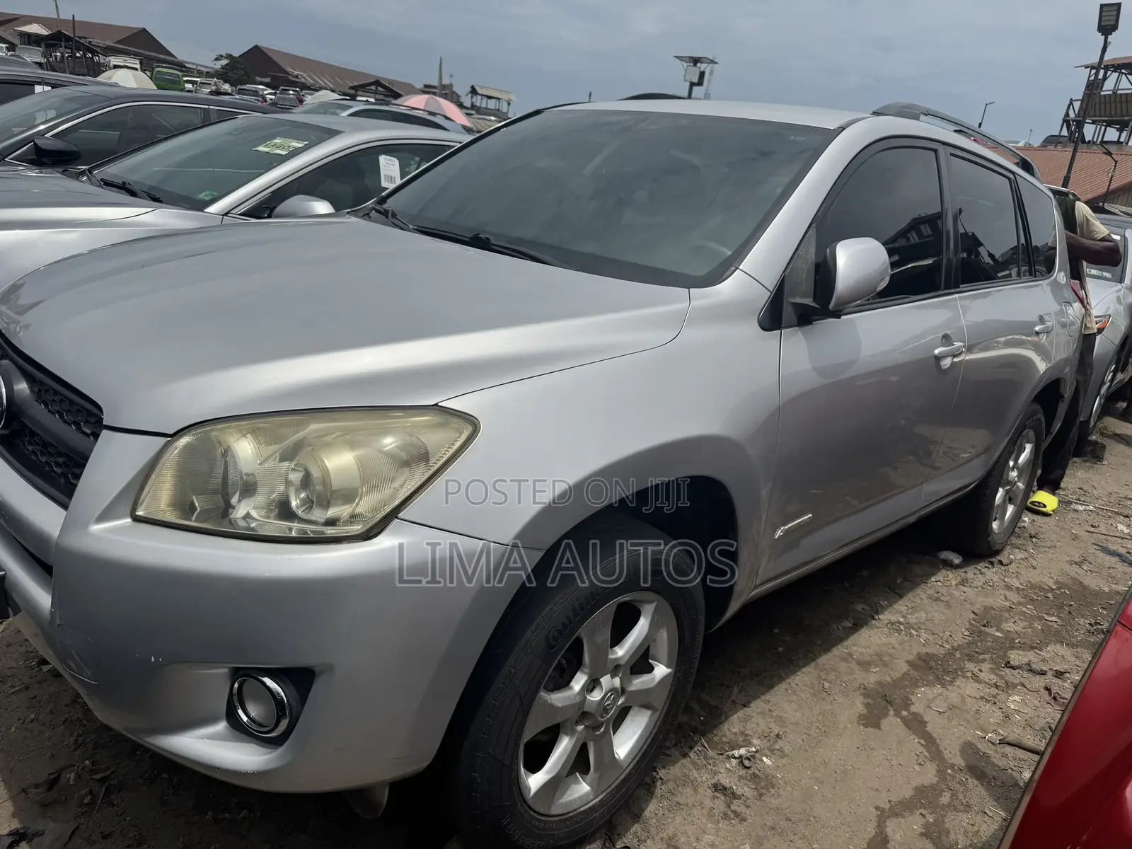 Toyota RAV4 2010 Silver