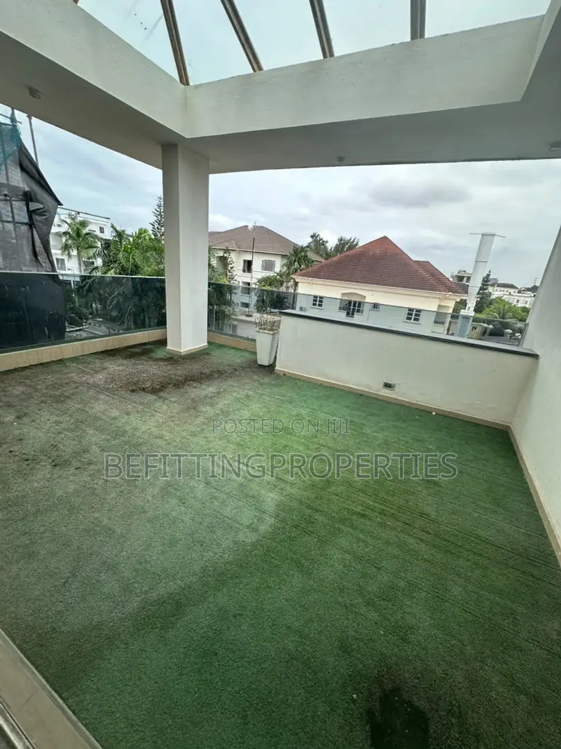 5bdrm Duplex in Banana Island for rent