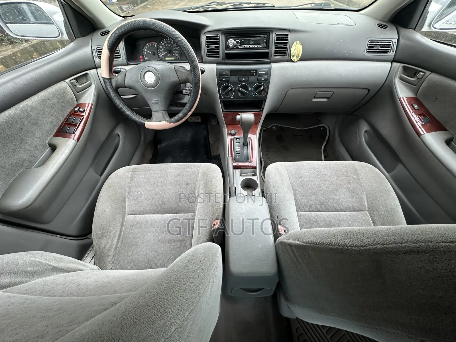 Toyota Corolla LE 2004 Silver