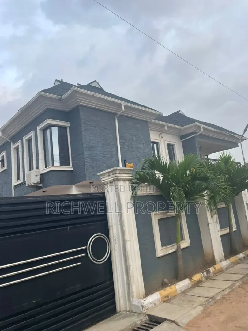 2bdrm Apartment in Ore Ofe Estate Akala for rent