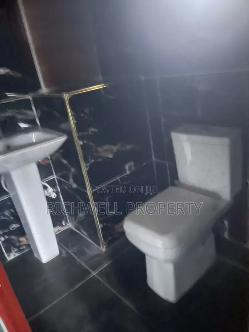2bdrm Apartment in Ore Ofe Estate Akala for rent