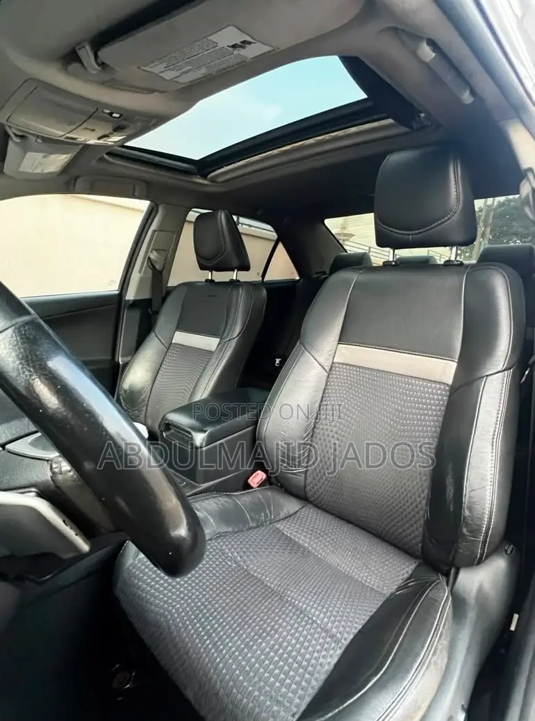 Toyota Camry 2013 Silver