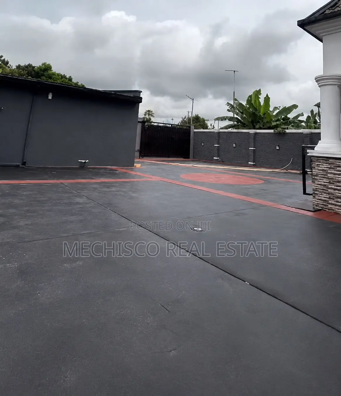 3bdrm Bungalow in Eneka for sale