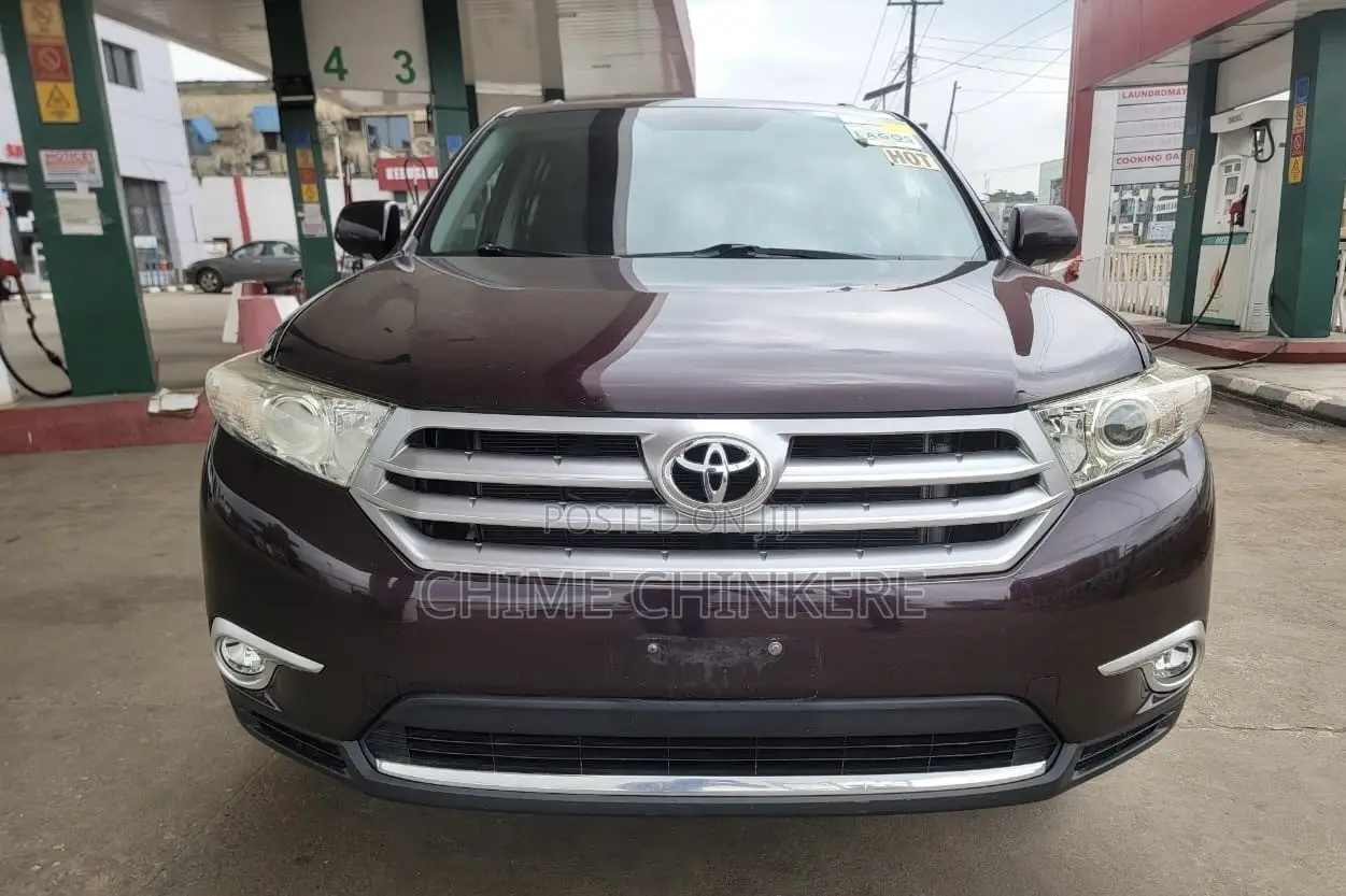 Toyota Highlander Limited 2012 Burgundy